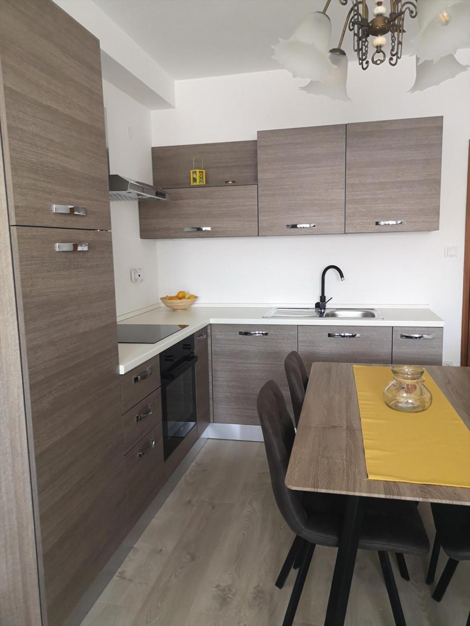 Kaštela Apartments Tanja מראה חיצוני תמונה